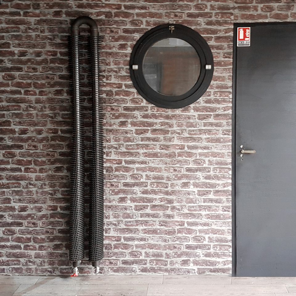 radiateur TUBE AILETTES DOUBLE VERTICAL : le style loft ou indus