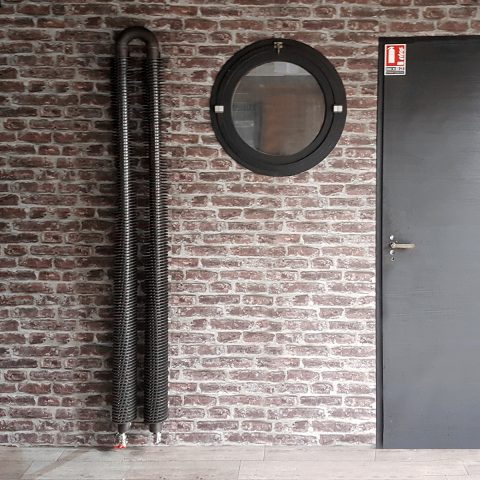 radiateur TUBE AILETTES DOUBLE VERTICAL : le style loft ou indus